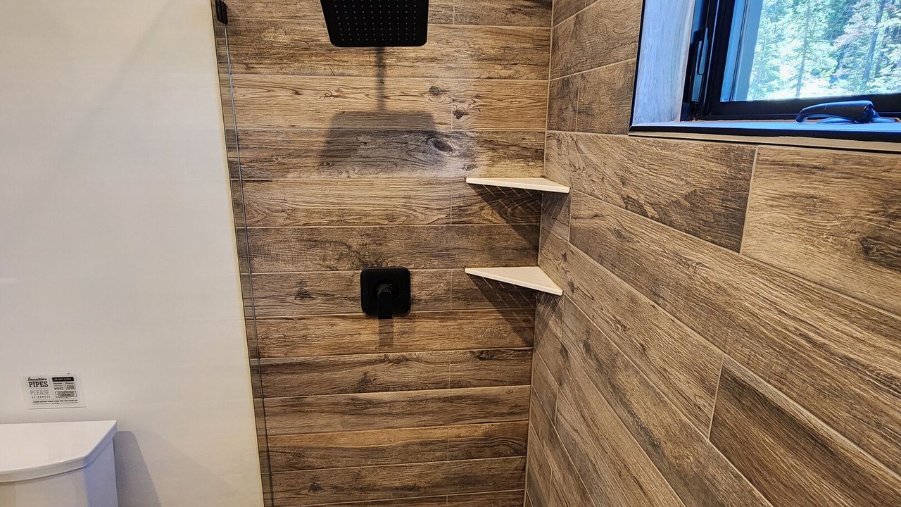 Photo of Bathroom in Silverton