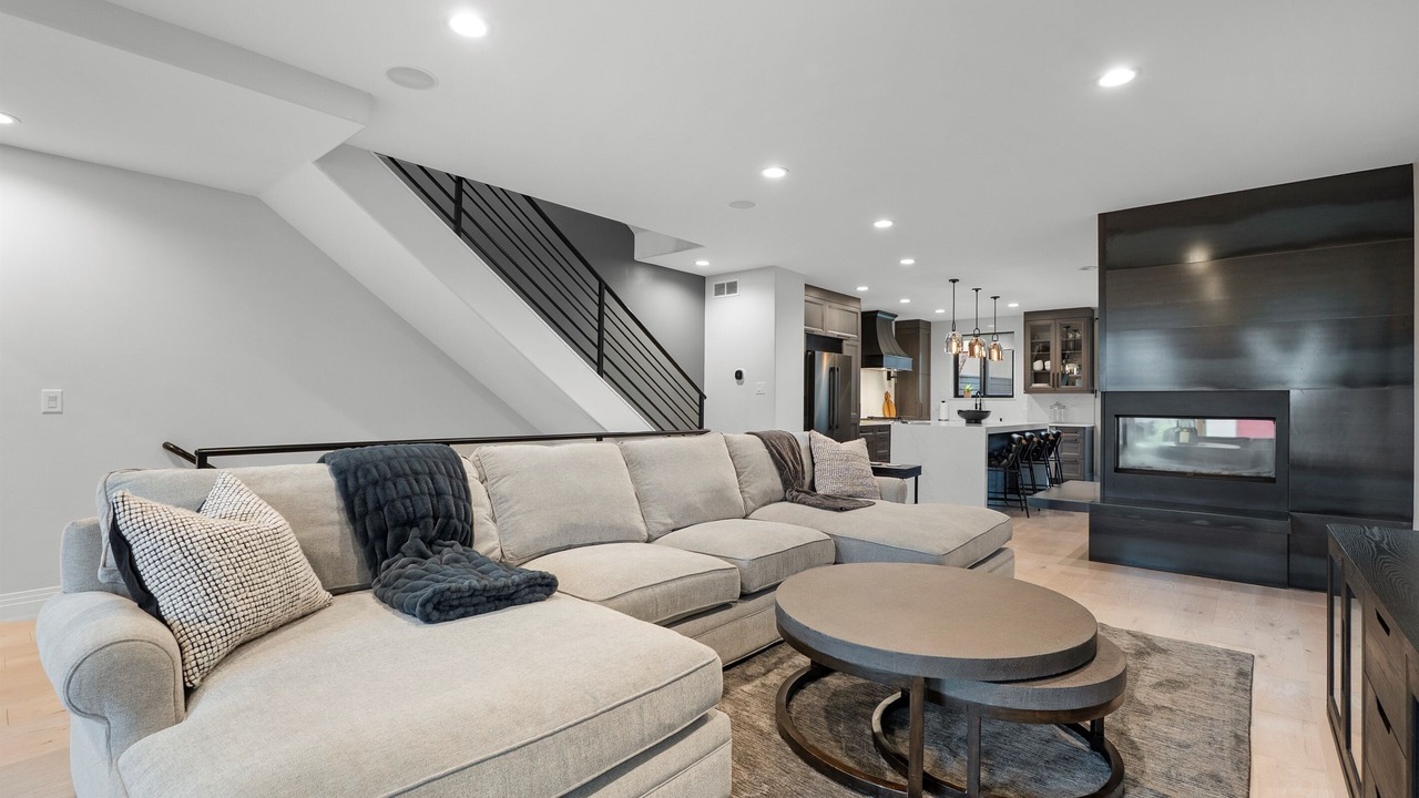 Photo of Livingroom in Sloan Lake