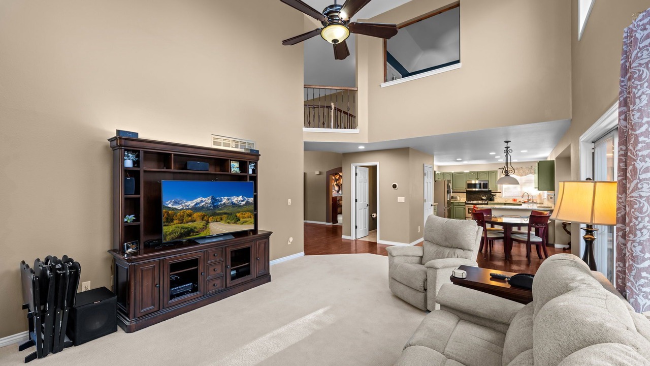 Photo of Livingroom in The Pinery