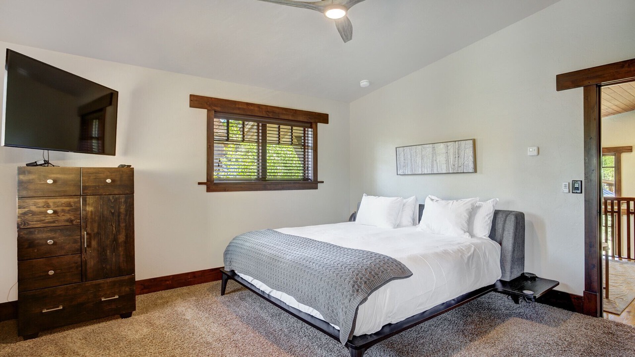 Photo of Bedroom in Christie Heights
