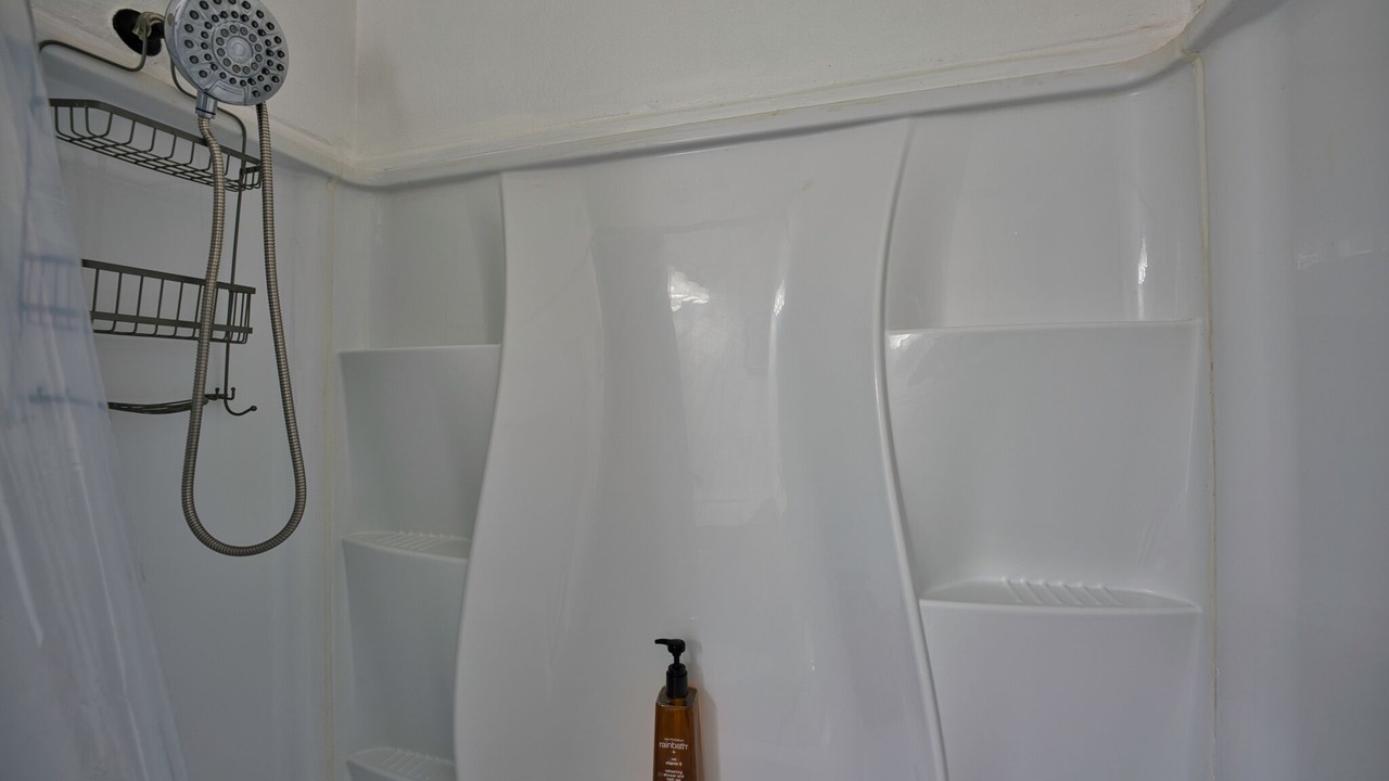 Photo of Bathroom in Montbello