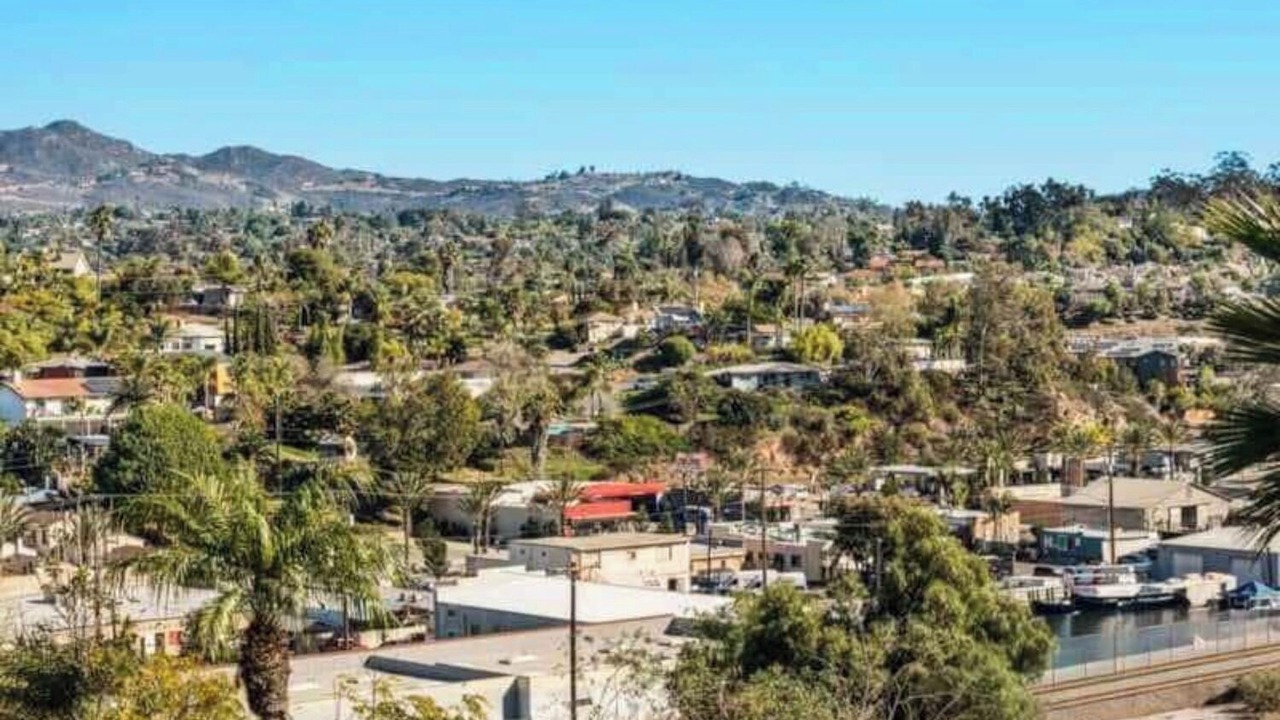 Photo of Others in Vista