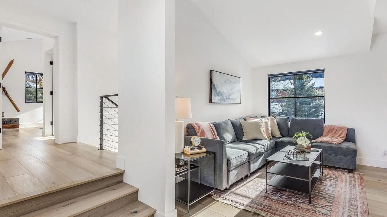 Photo of Livingroom in Aspen Glen