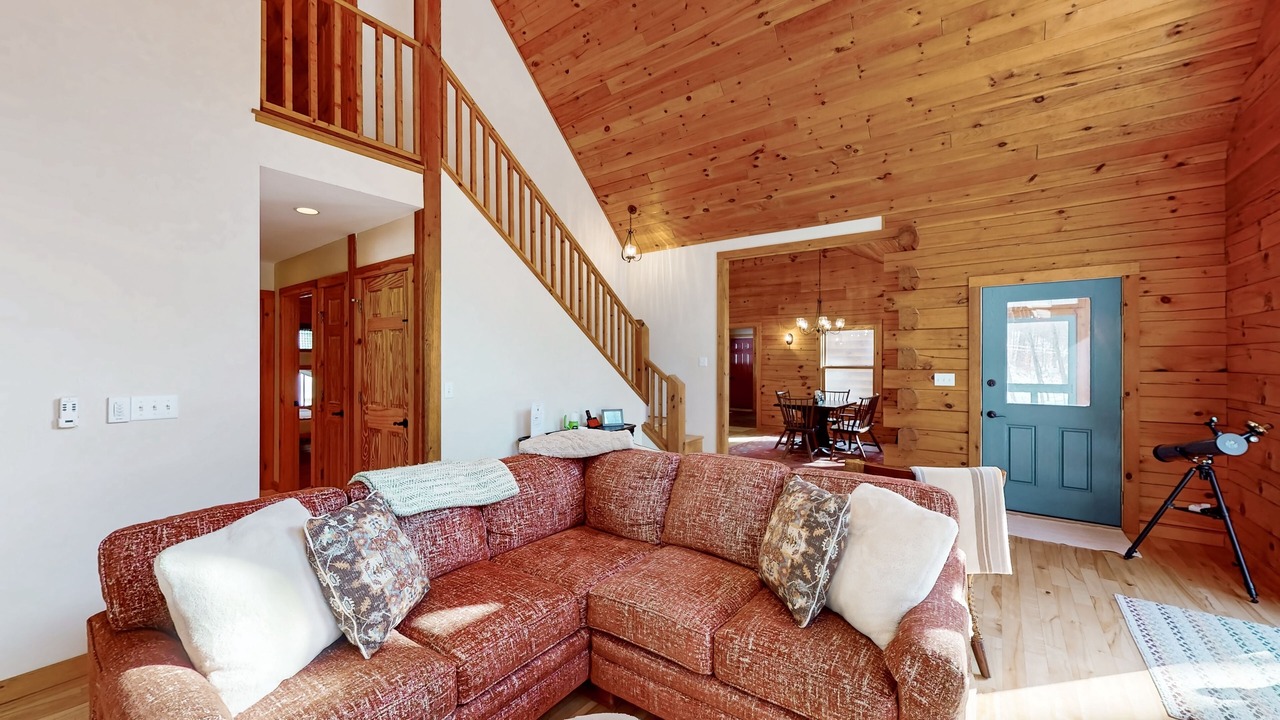 Photo of Livingroom in North Lake George