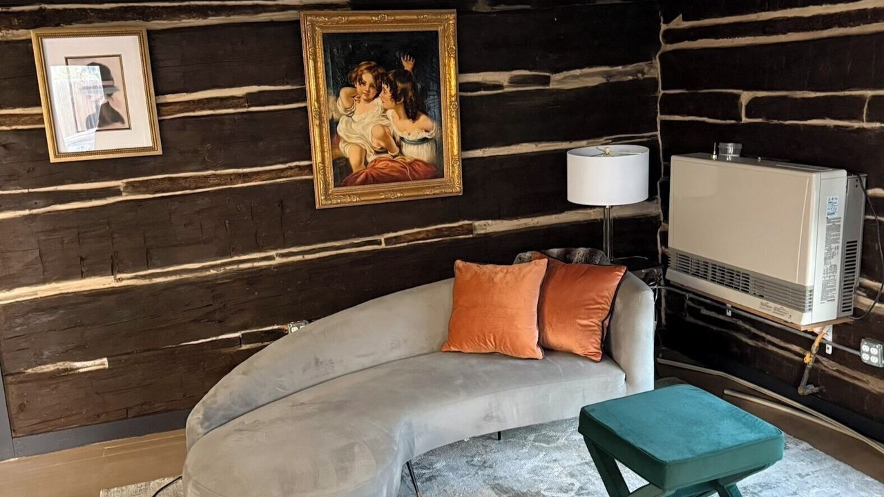 Photo of Livingroom in Pine