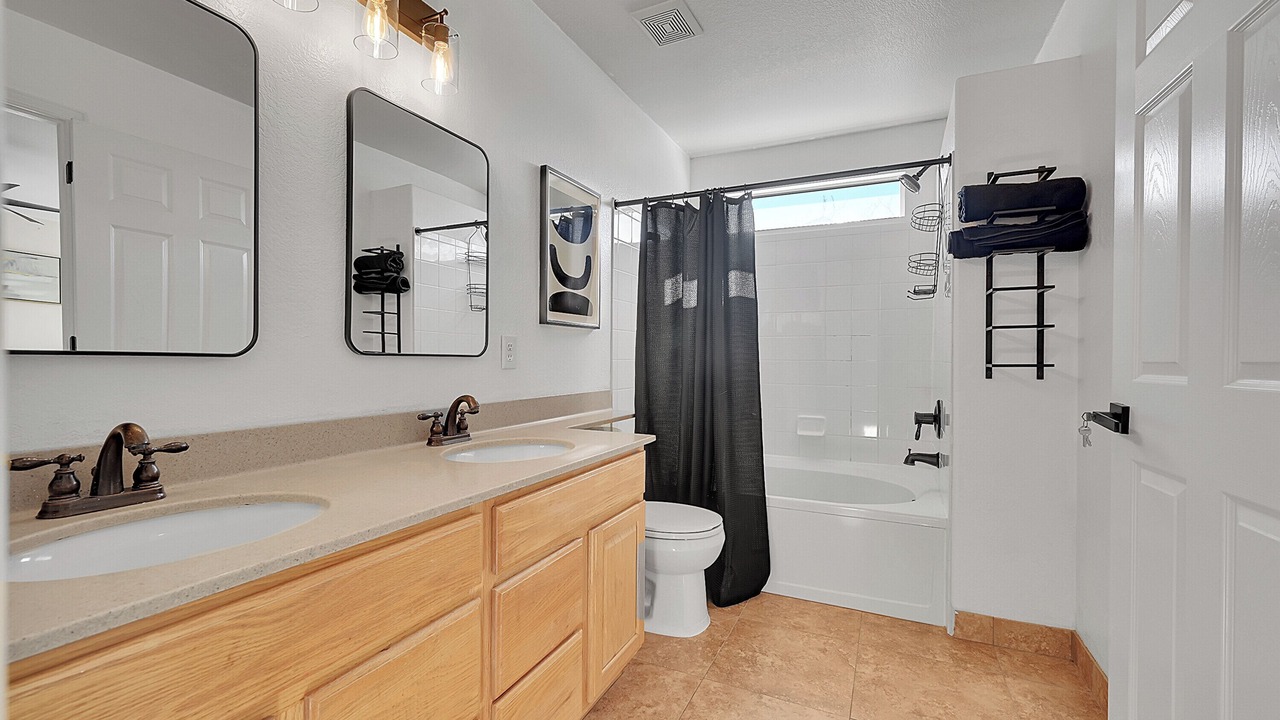 Photo of Bathroom in Green Valley Ranch