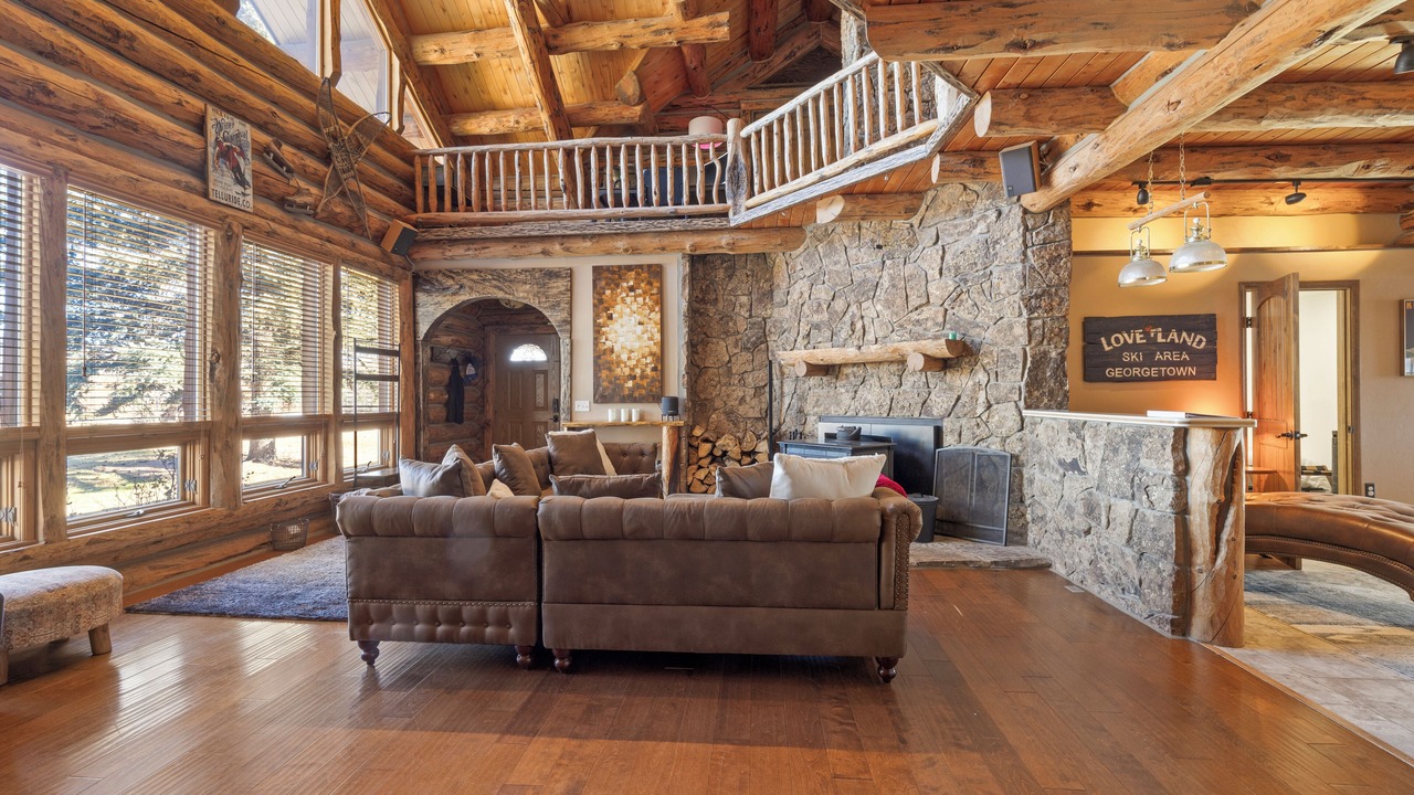 Photo of Livingroom in Vernal