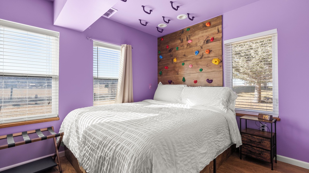 Photo of Bedroom in Vernal
