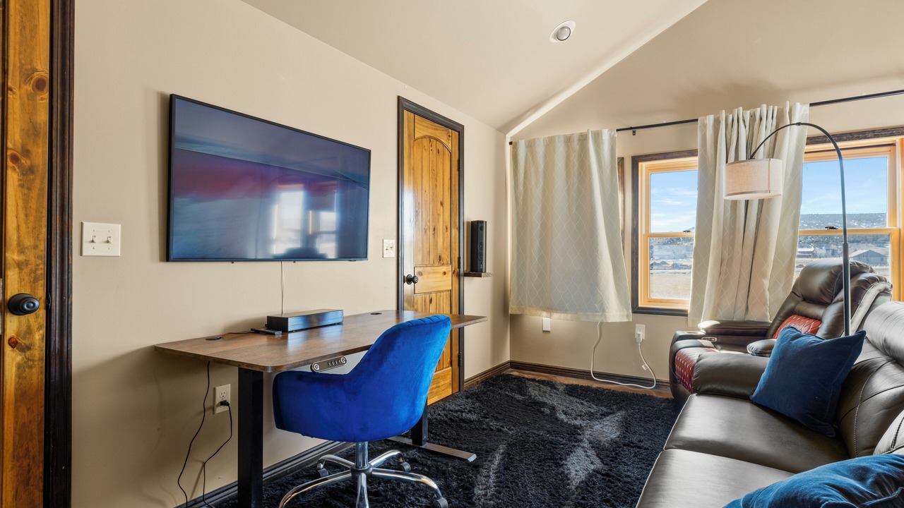 Photo of Livingroom in Vernal
