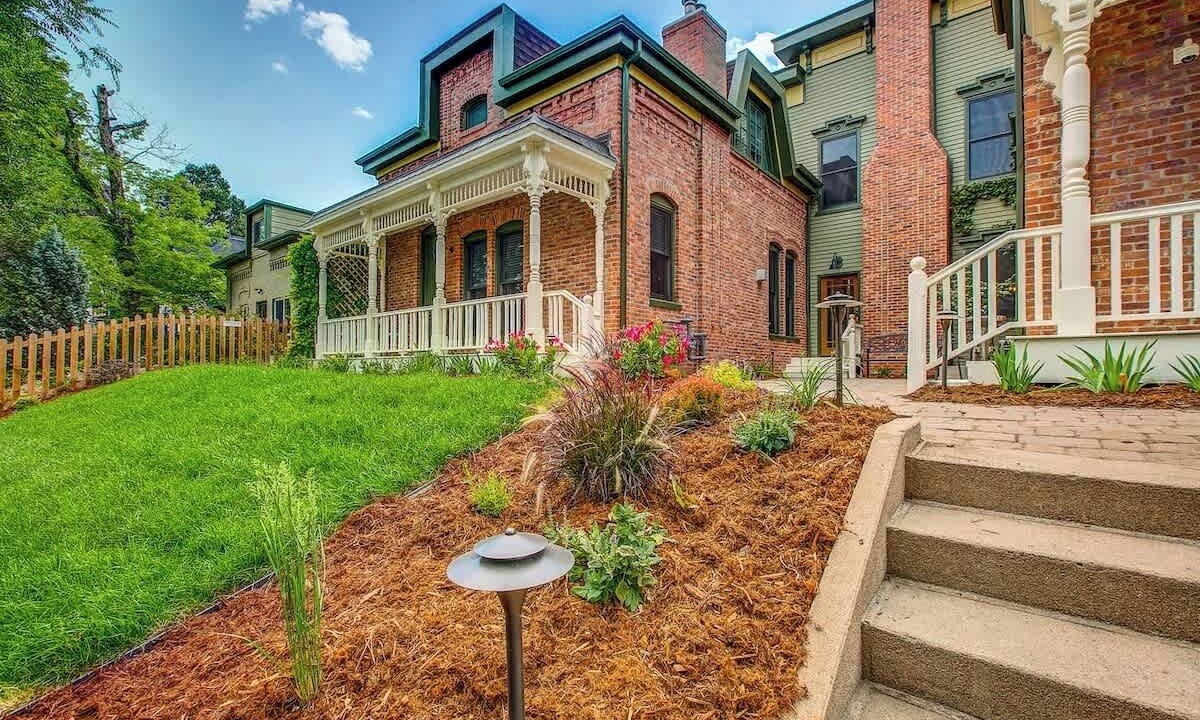 Photo of Outdoor in Five Points