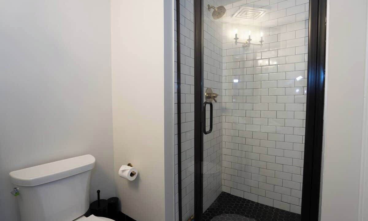 Photo of Bathroom in Five Points