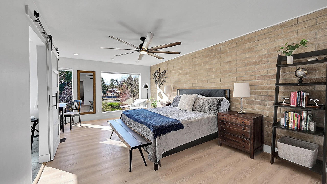 Photo of Bedroom in North Alameda