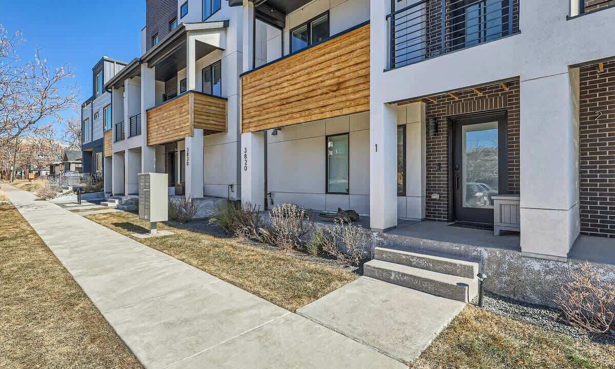 Photo of Outdoor in Sunnyside