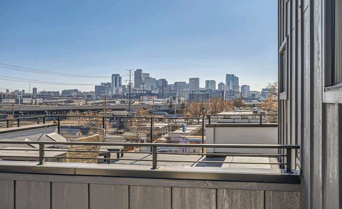 Photo of Outdoor in Sunnyside