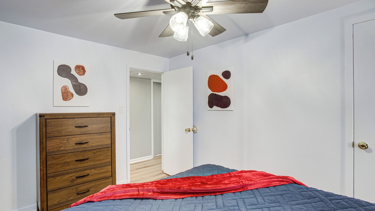 Photo of Bedroom in Applewood Villages