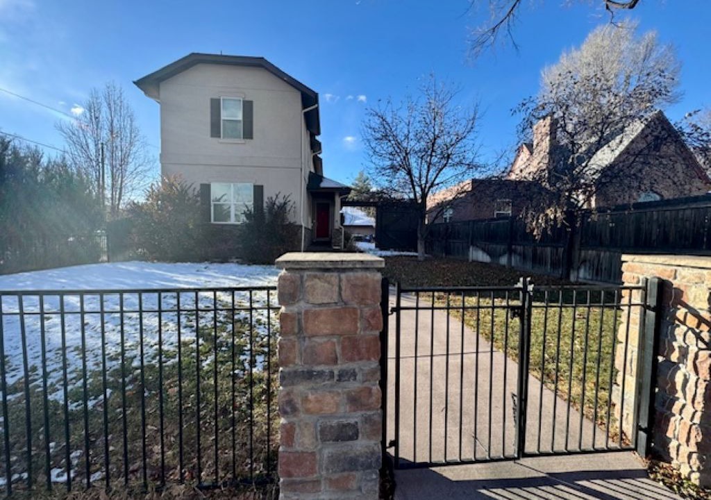 Photo of Outdoor in Hale