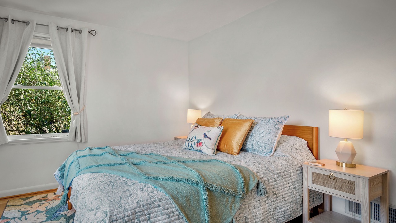 Photo of Bedroom in North Queen Anne