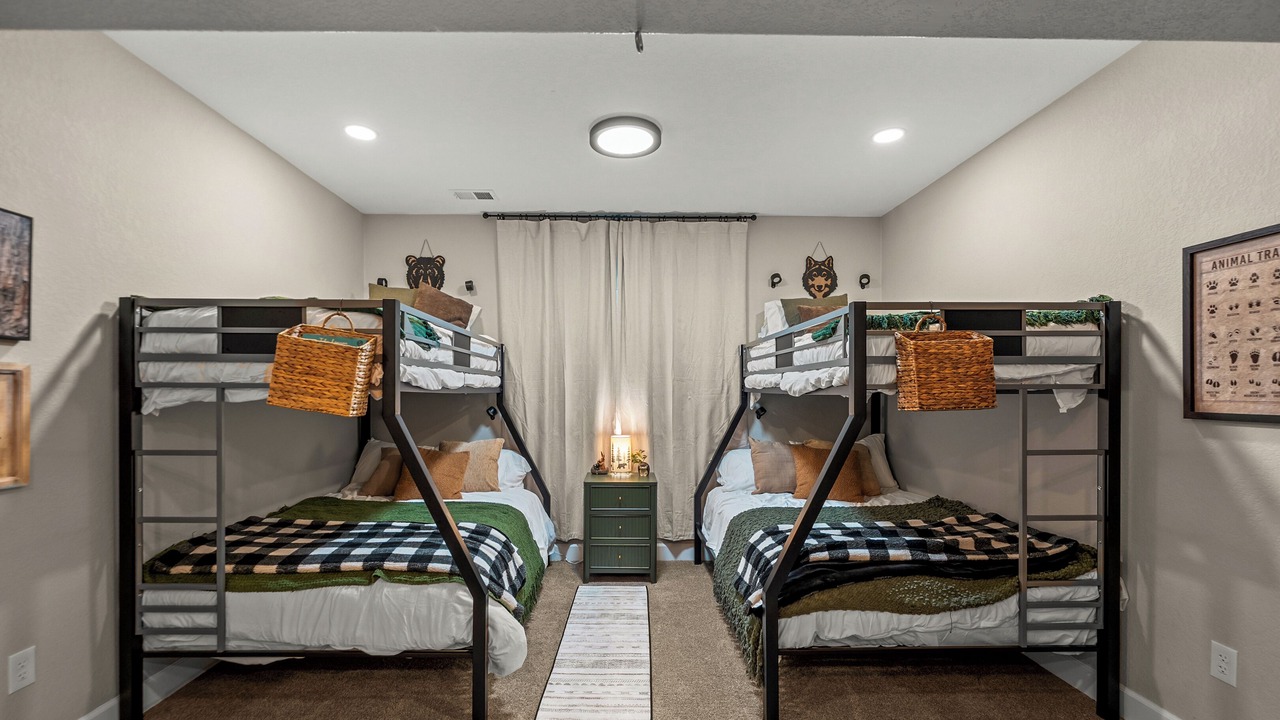 Photo of Bedroom in Castle Rock