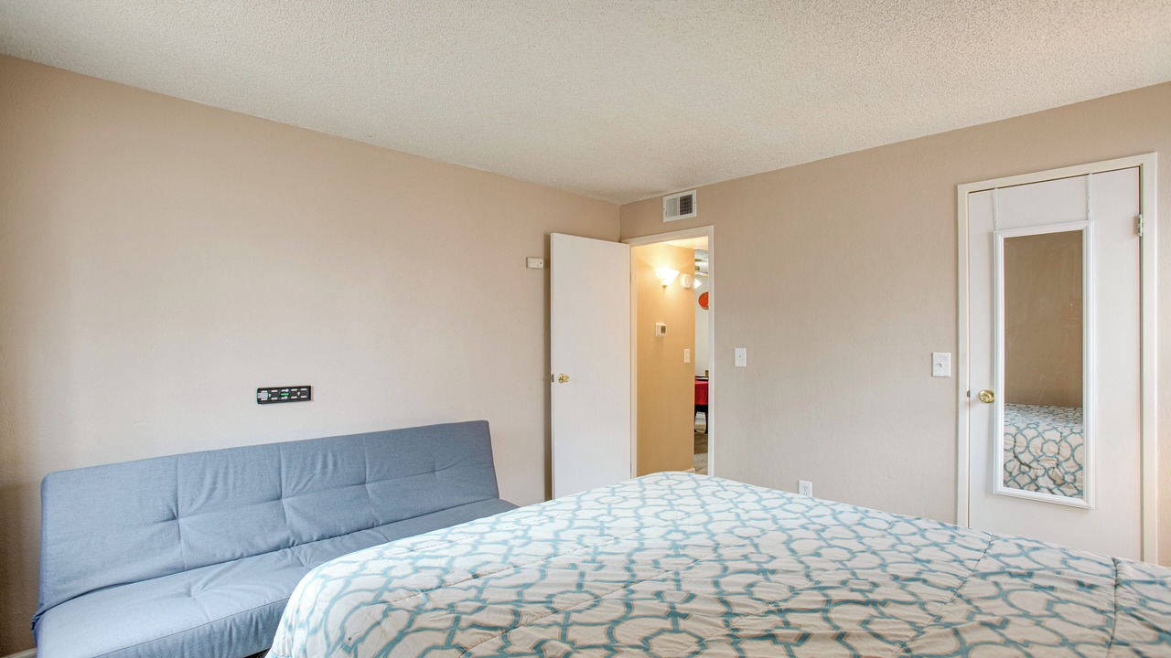 Photo of Bedroom in Aurora Highlands