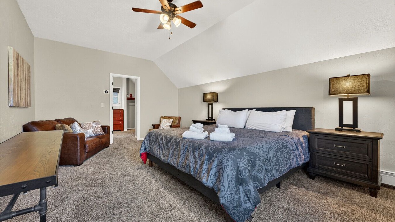 Photo of Bedroom in Idaho Springs