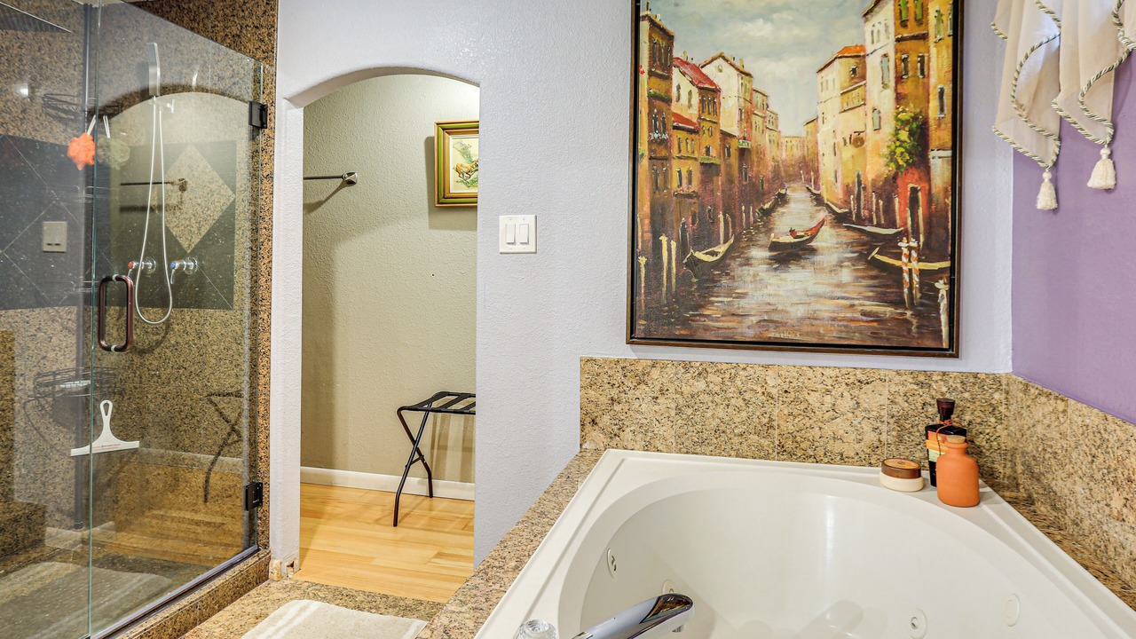 Photo of Bathroom in Aurora