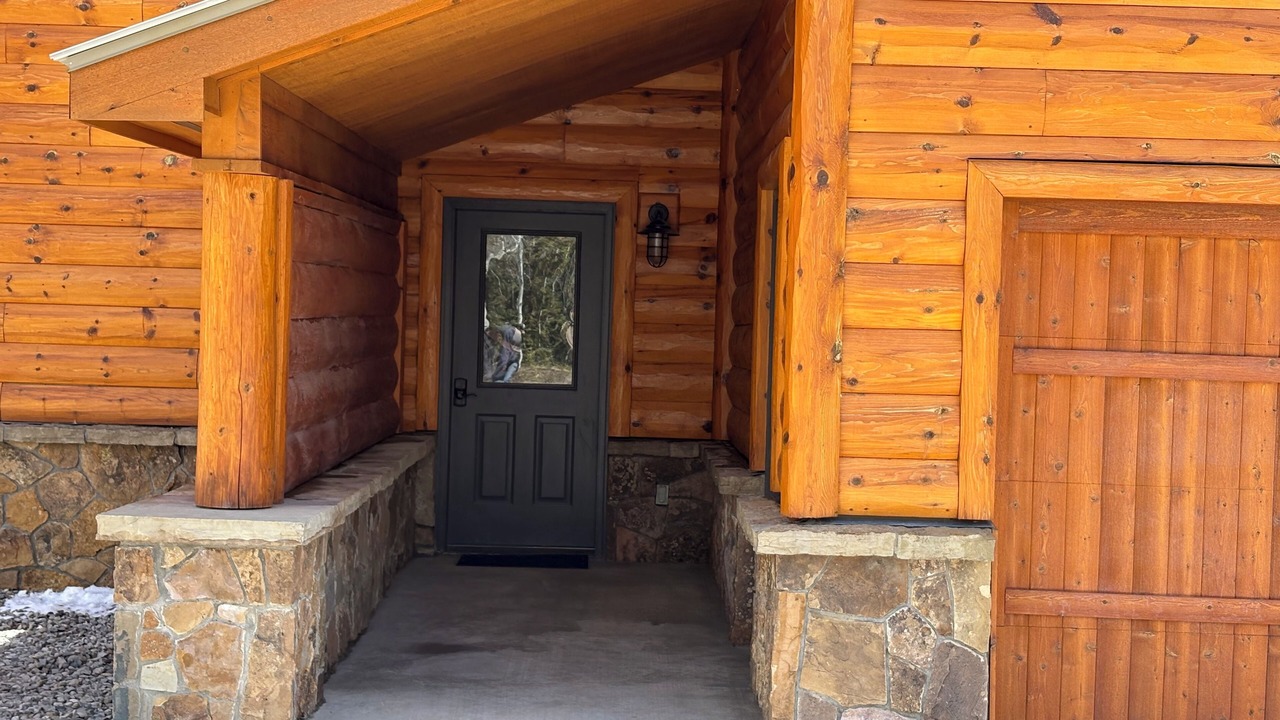 Photo of Outdoor in Whitepine
