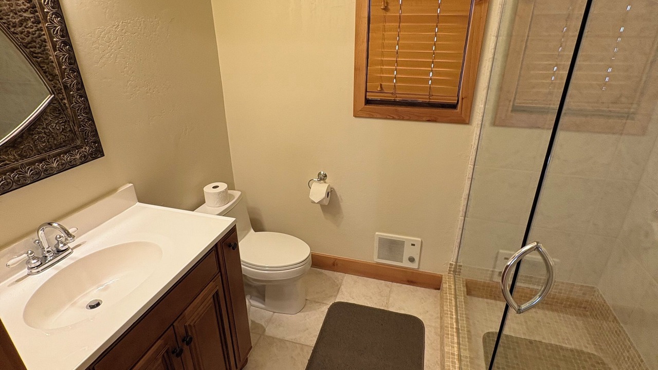 Photo of Bathroom in Whitepine