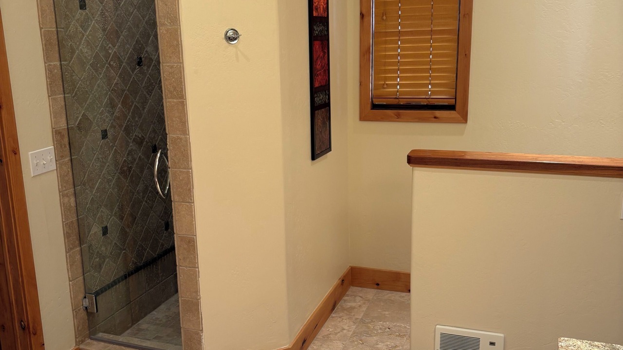 Photo of Bathroom in Whitepine