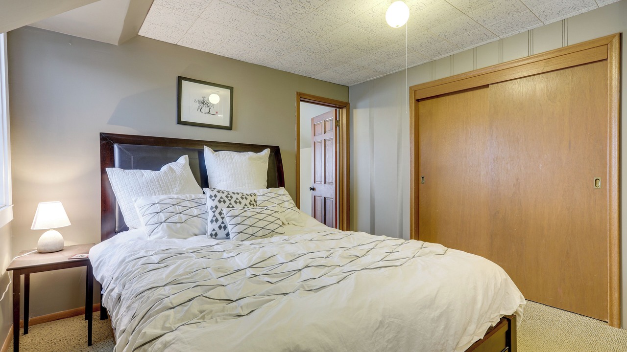Photo of Bedroom in Greenfield