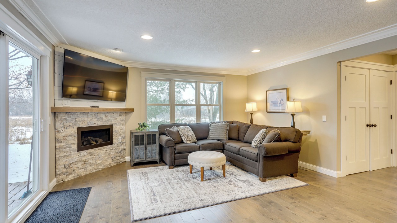 Photo of Livingroom in Greenfield