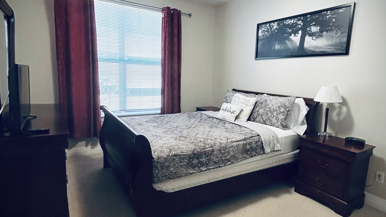 Photo of Bedroom in Englewood