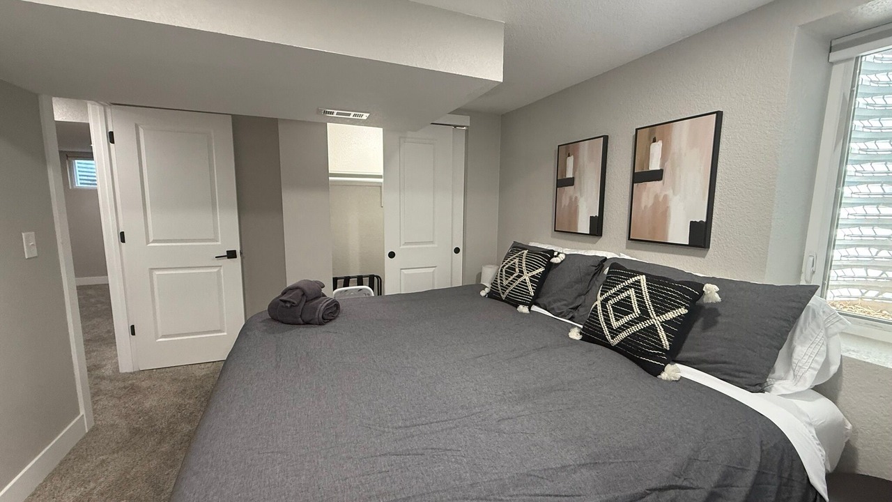 Photo of Bedroom in Scenic Heights
