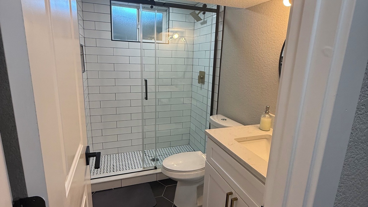 Photo of Bathroom in Scenic Heights