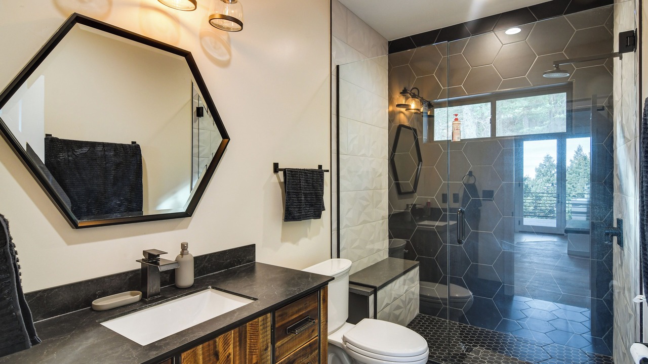 Photo of Bathroom in Evergreen