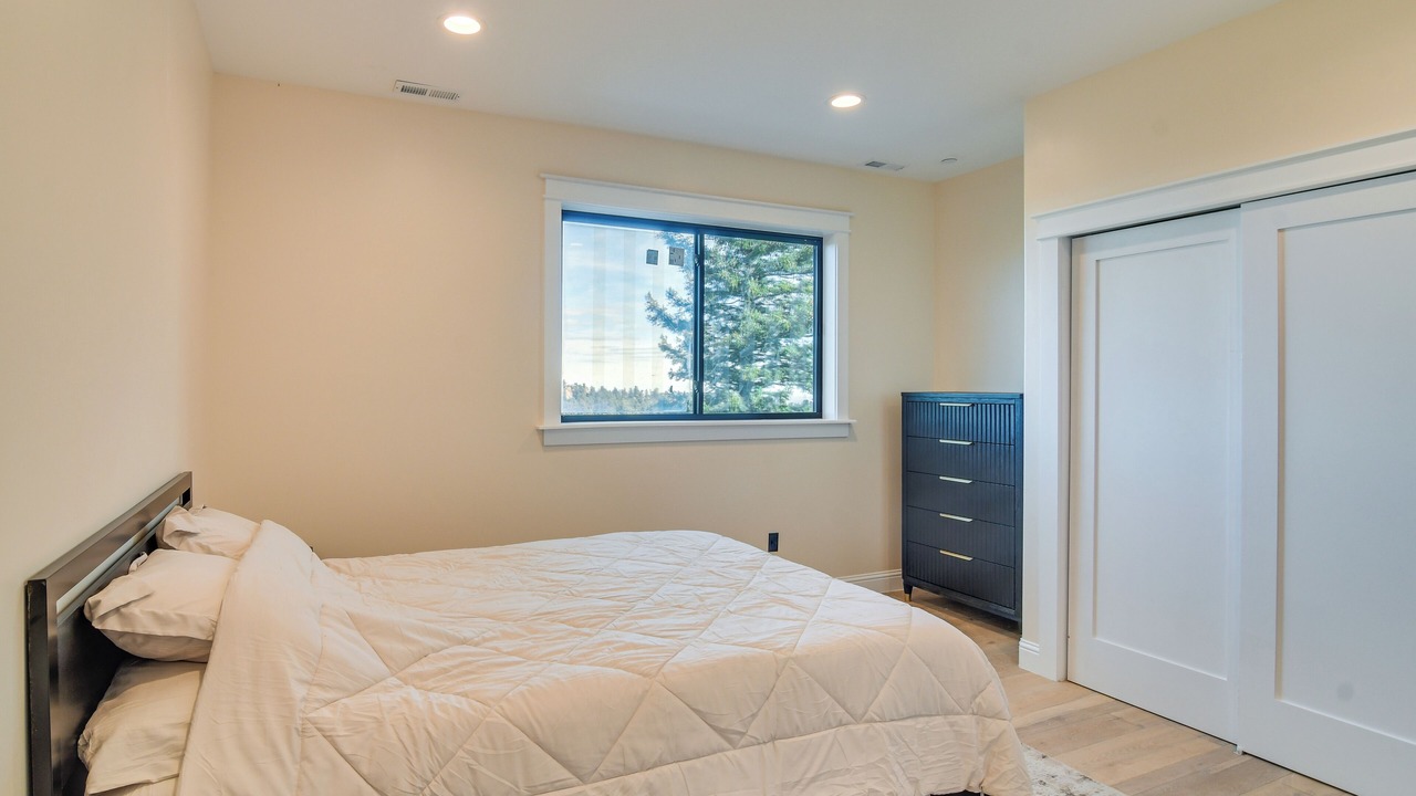 Photo of Bedroom in Evergreen