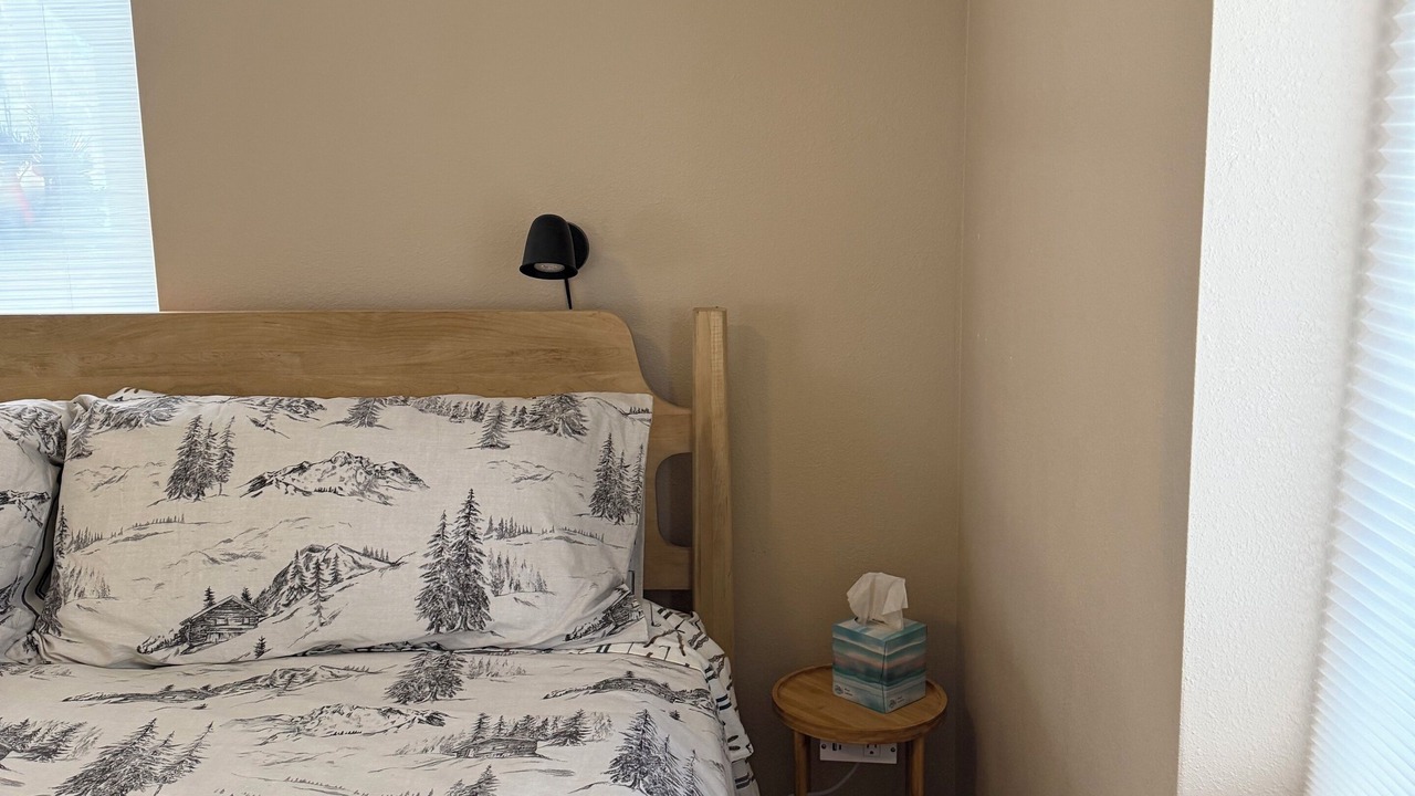 Photo of Bedroom in Evergreen Meadows