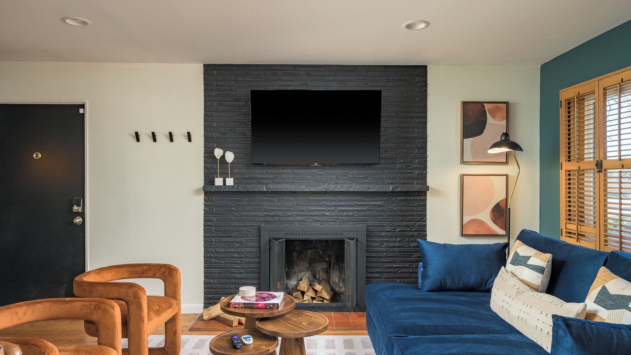 Photo of Livingroom in Lamar Heights Area