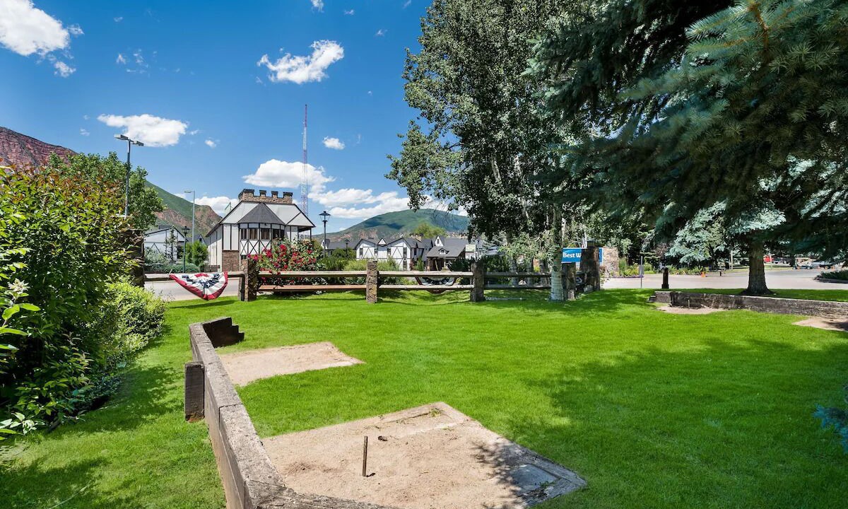 Photo of Outdoor in Glenwood Springs