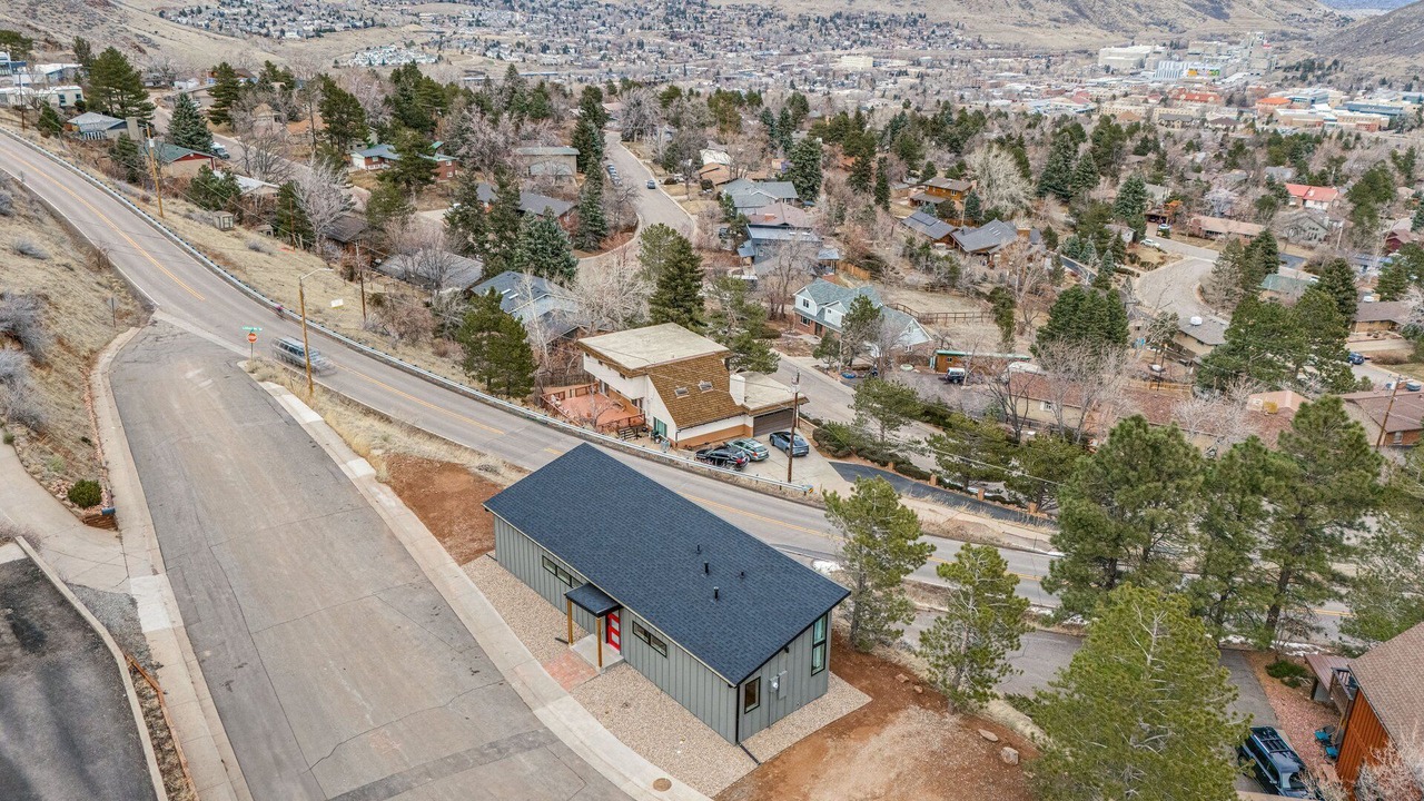 Photo of Outdoor in Golden