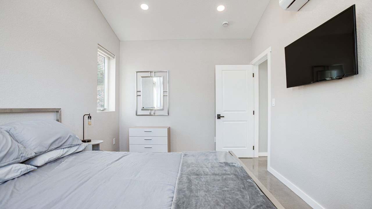Photo of Bedroom in Golden