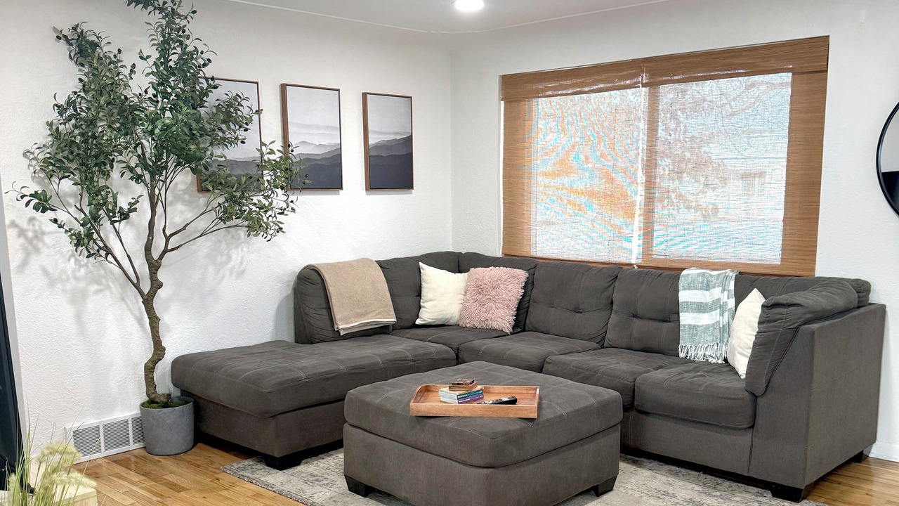 Photo of Livingroom in Barnum West