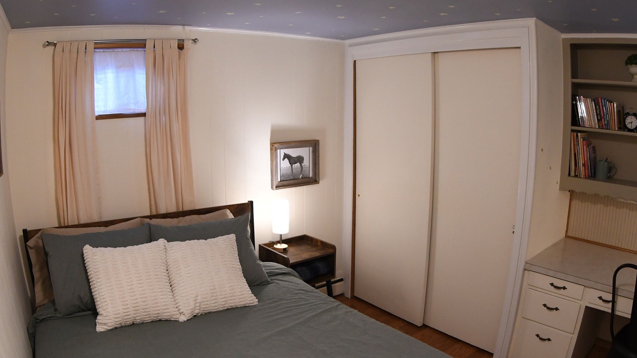 Photo of Bedroom in Golden