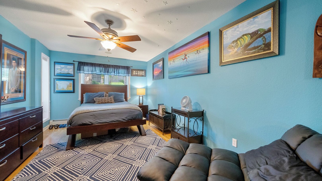 Photo of Bedroom in Skyway