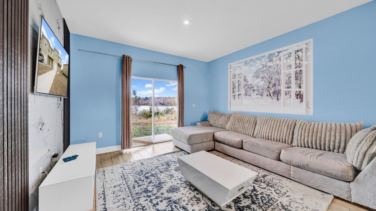 Photo of Livingroom in Bridgewater Crossing
