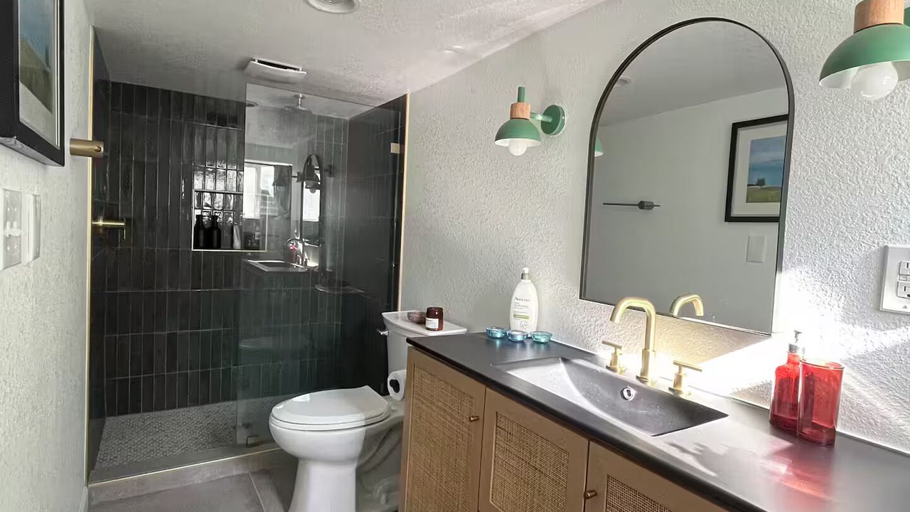 Photo of Bathroom in Congress Park