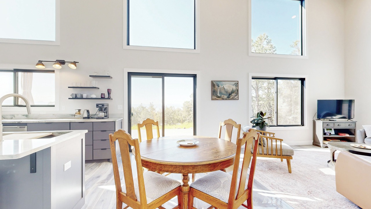 Photo of Livingroom in Cedaredge