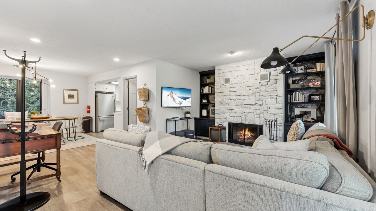 Photo of Livingroom in Warrior's Mark