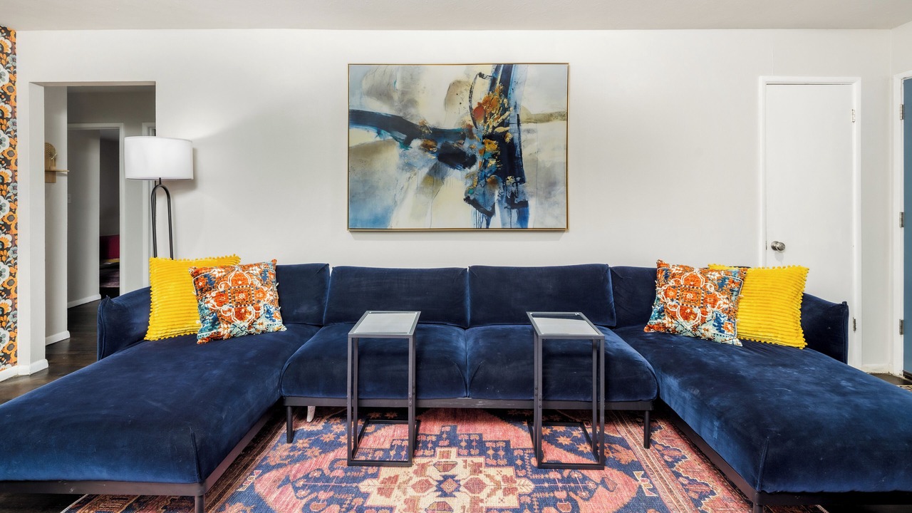 Photo of Livingroom in Edgewater