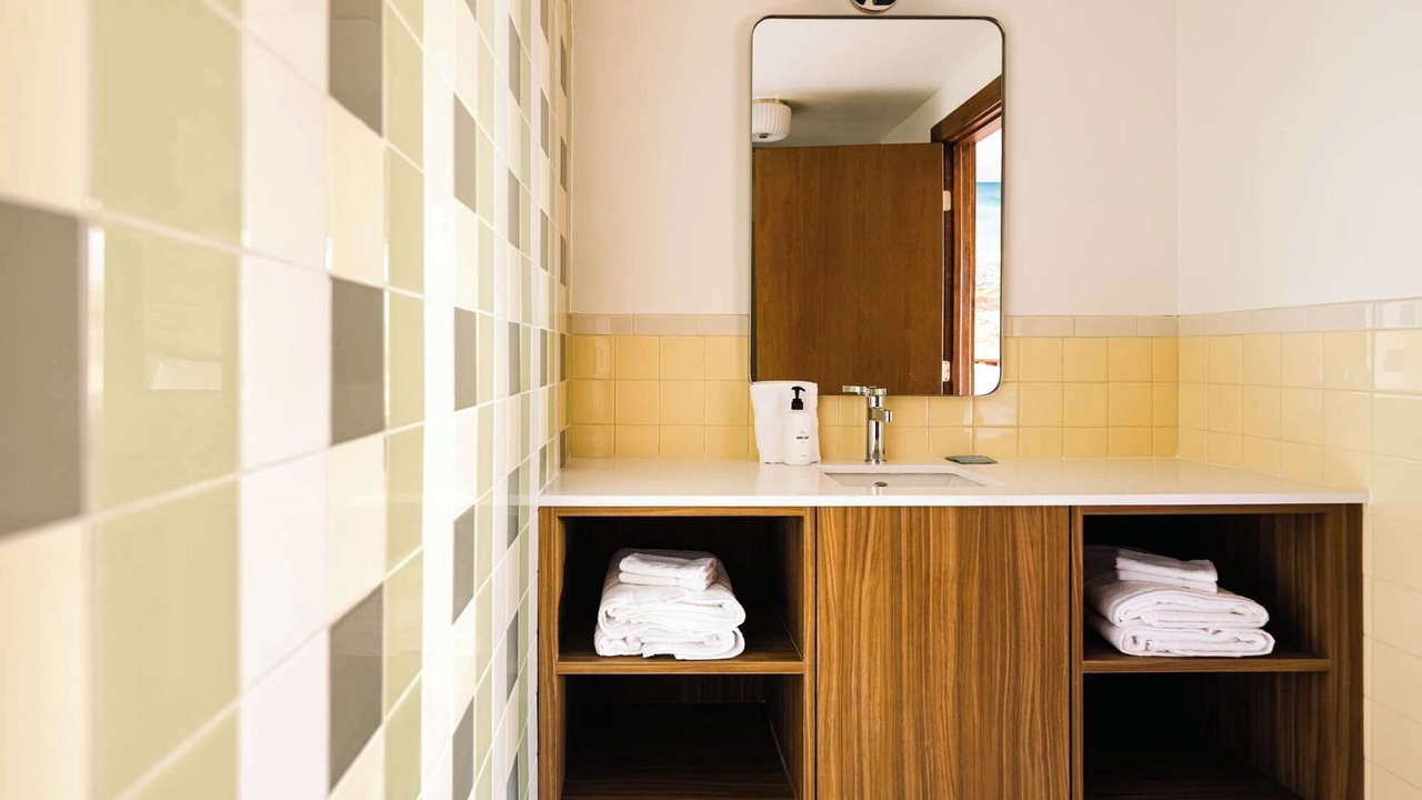 Photo of Bathroom in Hale