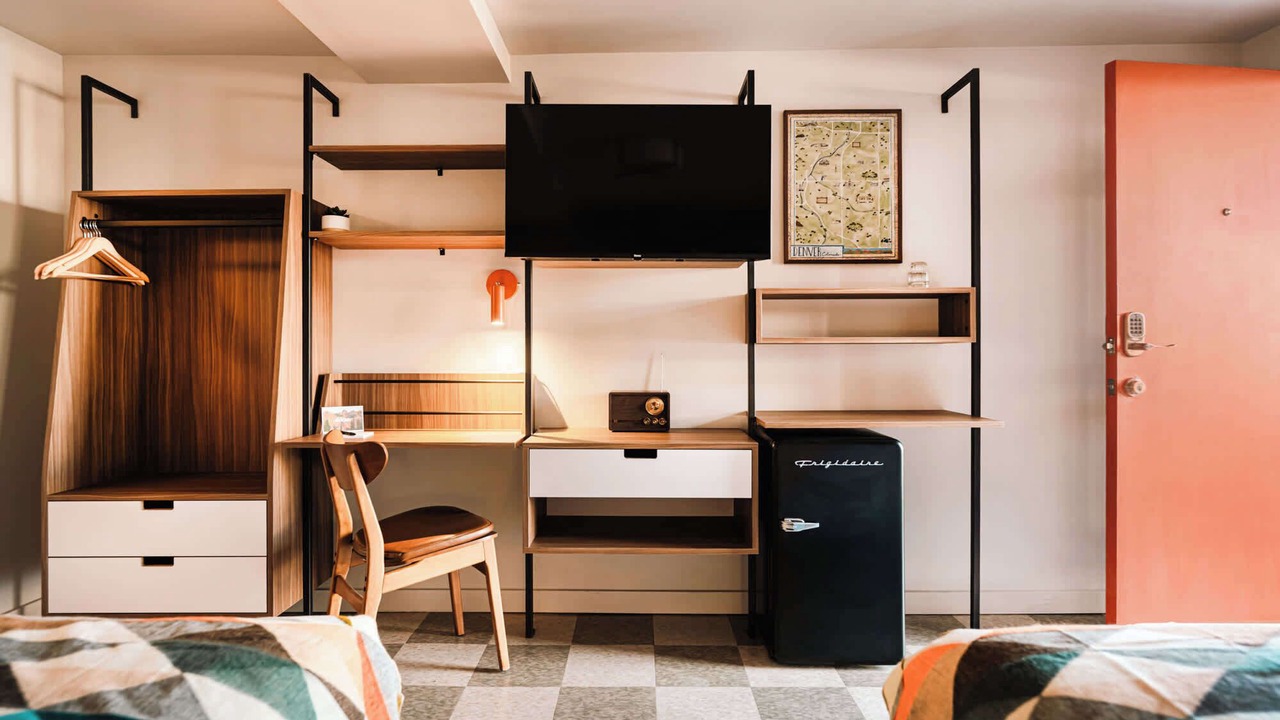 Photo of Bedroom in Hale